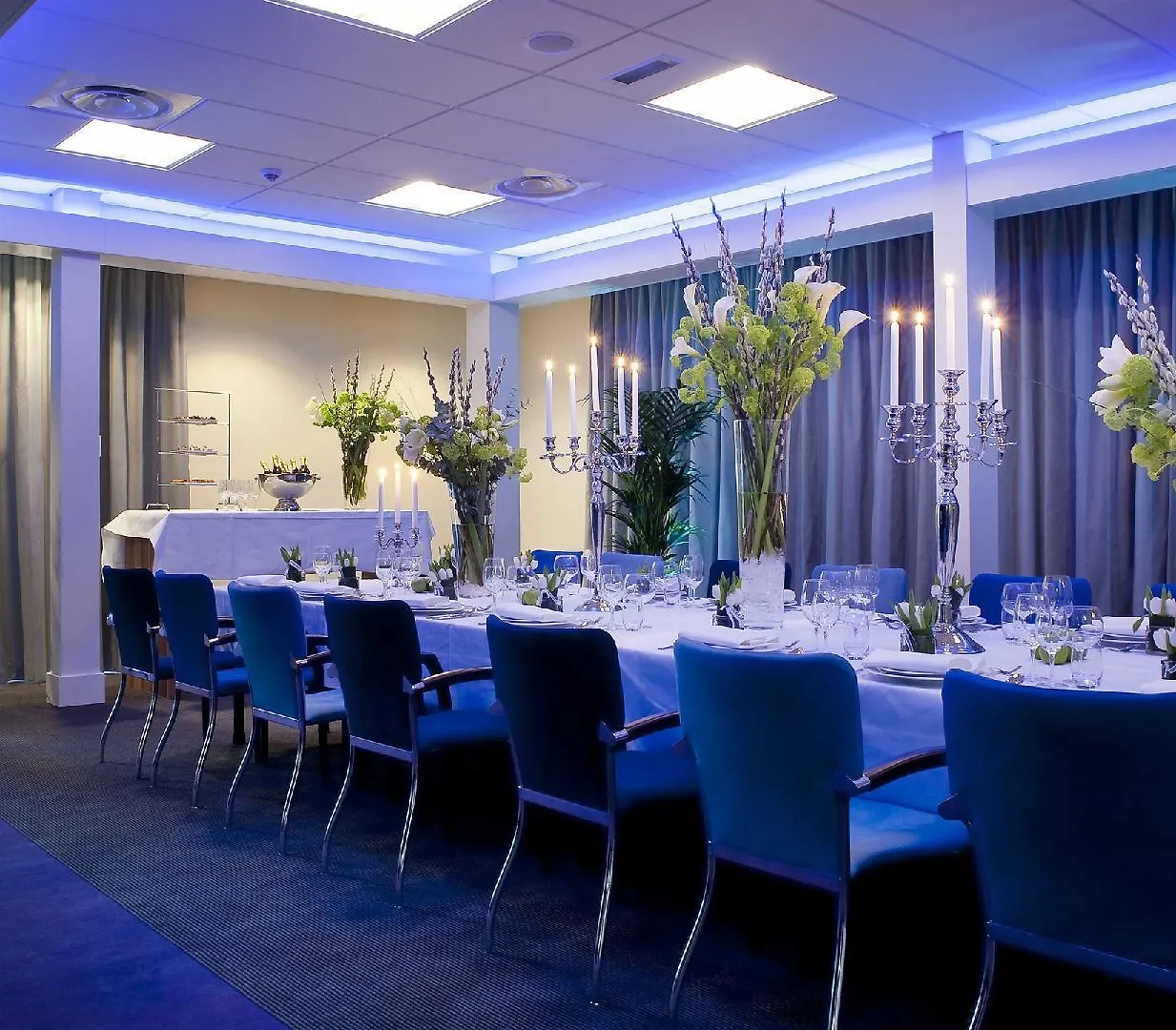 Holiday Inn Eindhoven Centre By Ihg 4*,  Holland