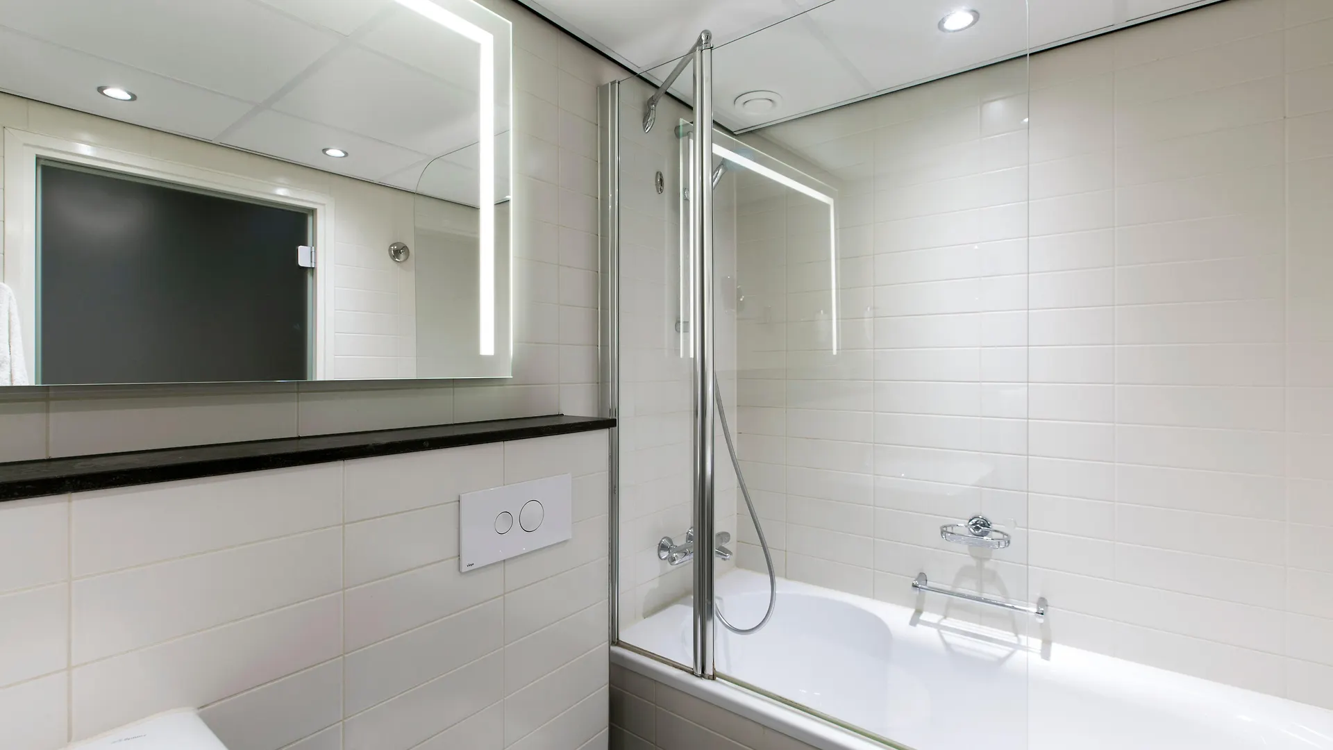 Holiday Inn Eindhoven Centre By Ihg