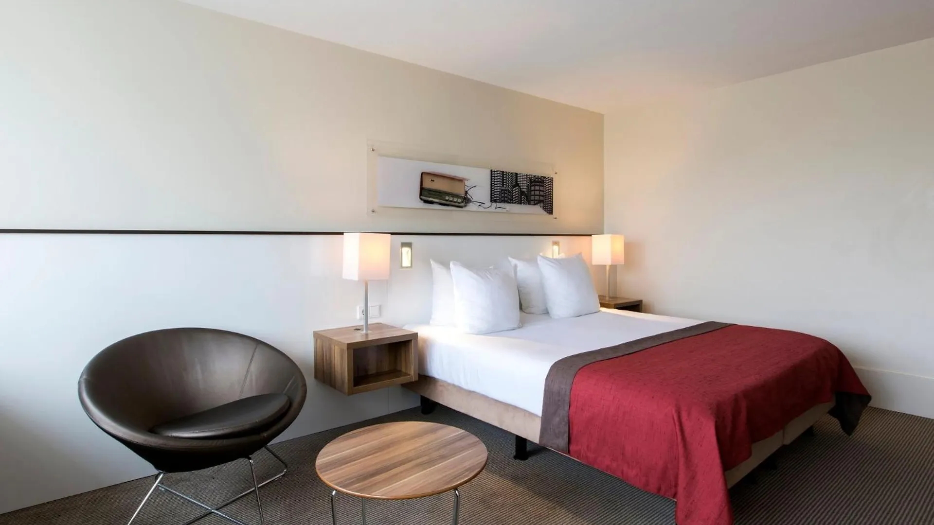 Holiday Inn Eindhoven Centre By Ihg Hotel