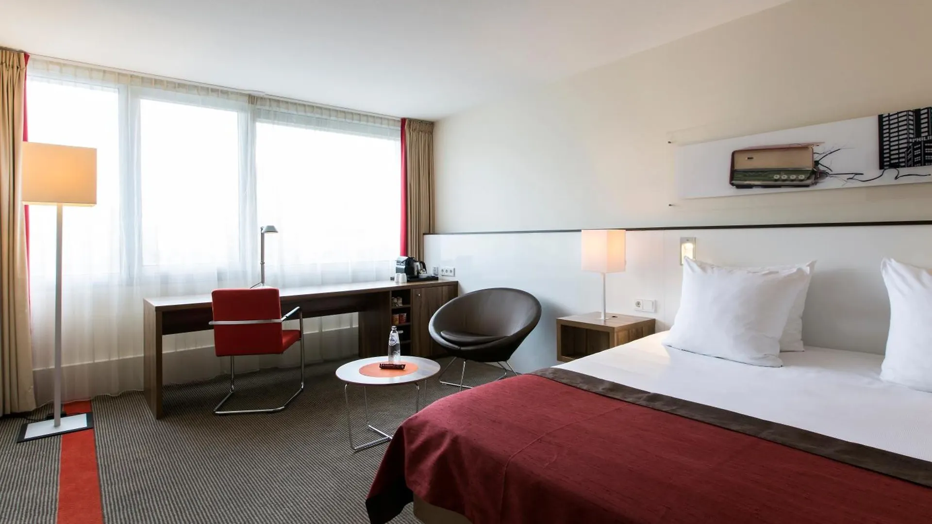 Holiday Inn Eindhoven Centre By Ihg Hotel
