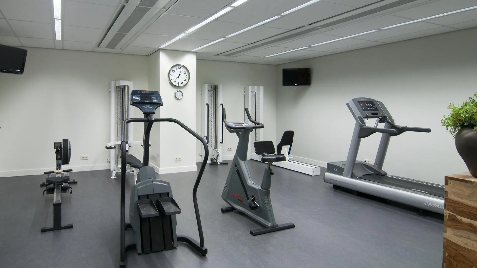 Hotel Holiday Inn Eindhoven Centre By Ihg
